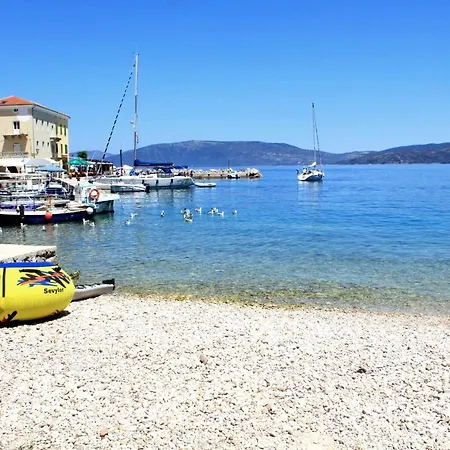 Apartment By The Sea Valun, Cres - 8086 Valun
