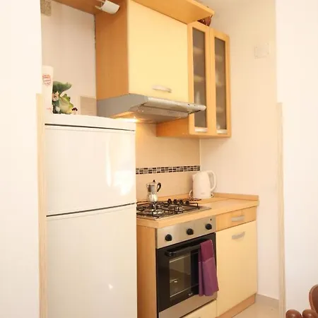 By The Sea Valun, Cres - 8086 Apartment Valun