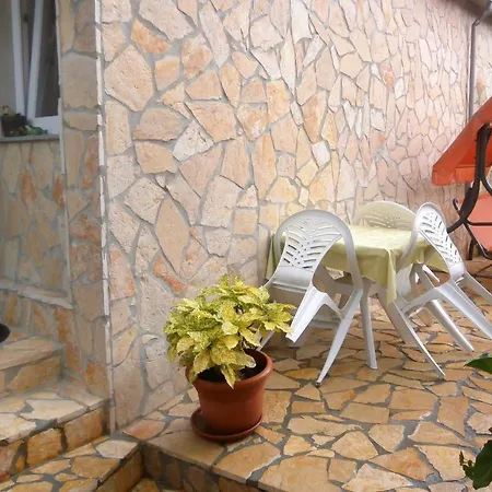 By The Sea Valun, Cres - 8086 Apartment *