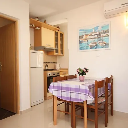 Apartment By The Sea Valun, Cres - 8086