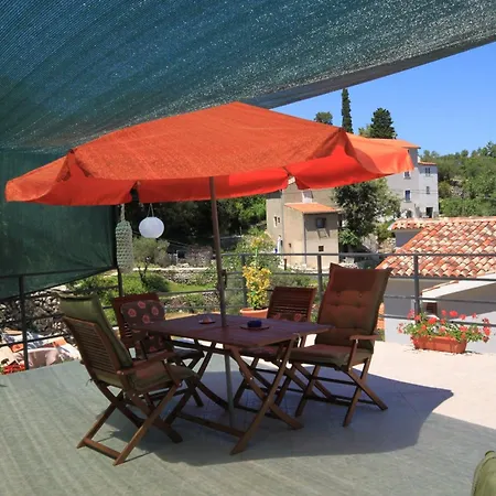 דירה By The Sea Valun, Cres - 8086 ולון