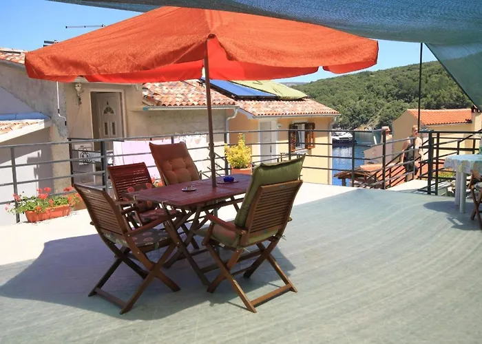 By The Sea Valun, Cres - 8086 Apartment *