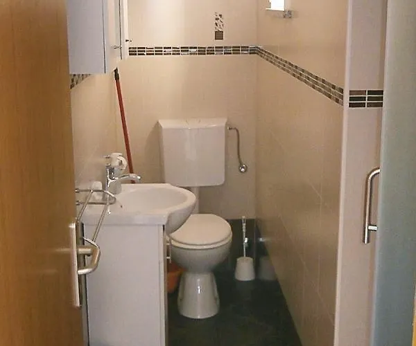Apartment By The Sea Valun, Cres - 8086 Valun