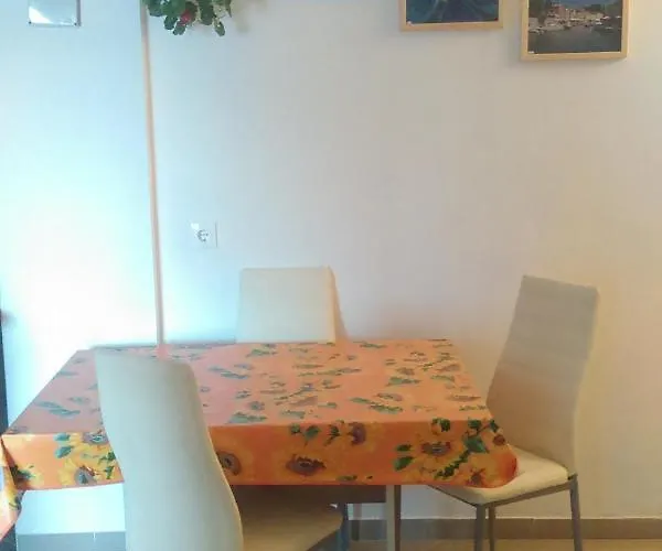 By The Sea Valun, Cres - 8086