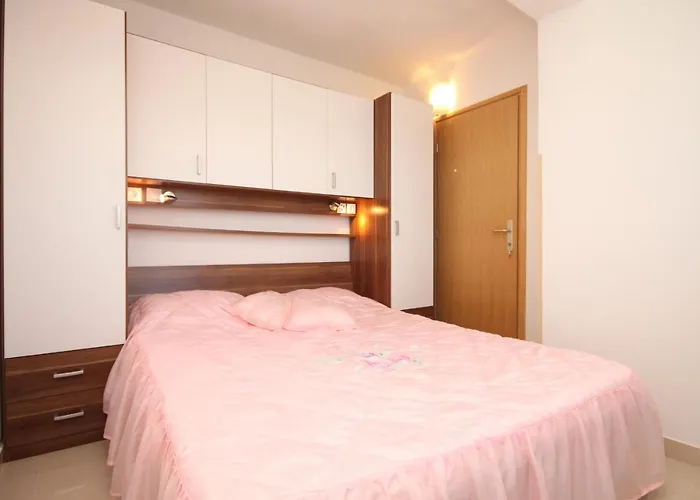 By The Sea Valun, Cres - 8086 * Valun