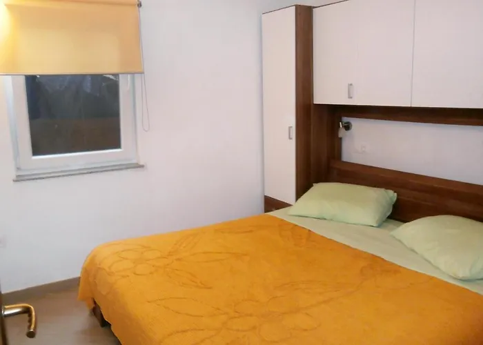 By The Sea Valun, Cres - 8086 Apartment *